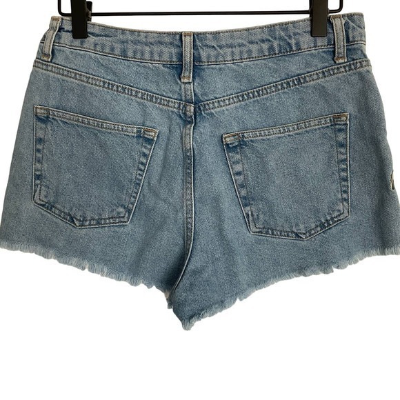 TOPSHOP MOTO Mom Jean Shorts Size 6 Raw Hem High Waist Embroidered Boho embroid - Picture 3 of 8